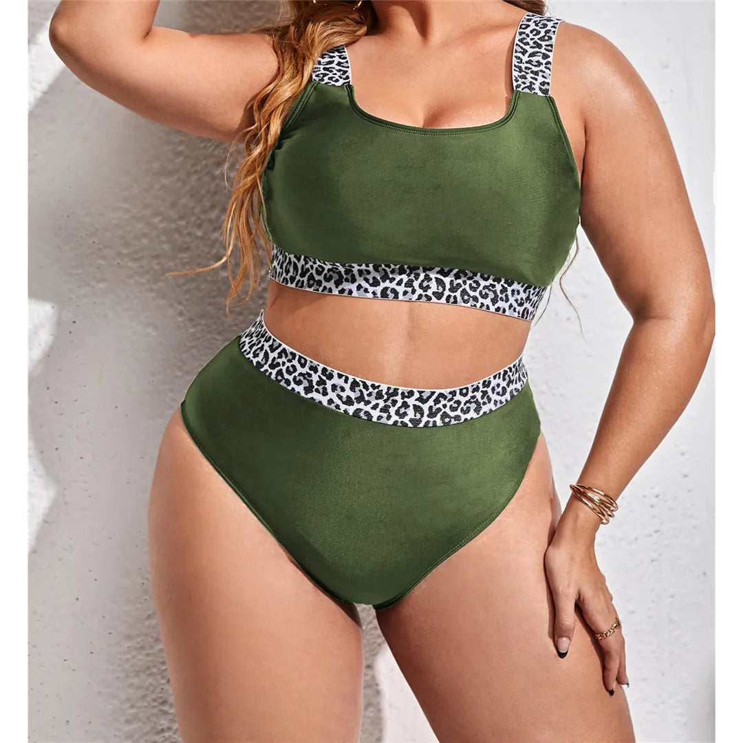 Mercedes® | Simple and stylish bikini