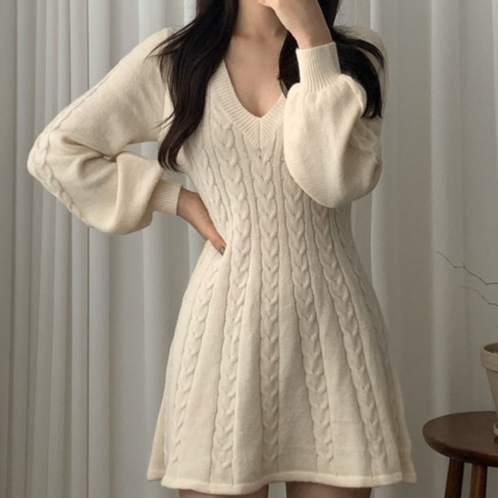 Marta® | Elegant women's short dress with long sleeves and V-neck