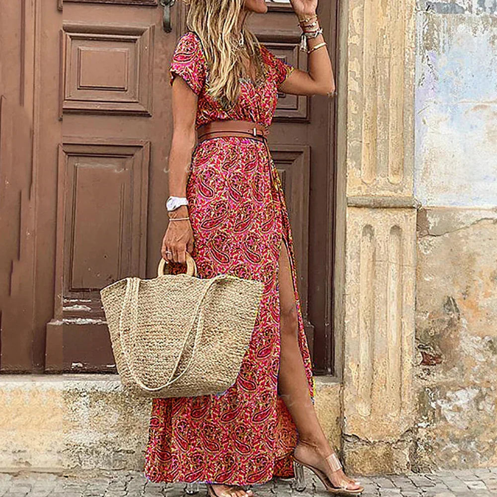 Laila® | Uncomplicated and trendy dress