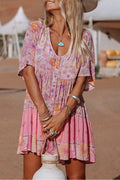 Chelsea® | Multicolored short ruffle dress with hibiscus flower print