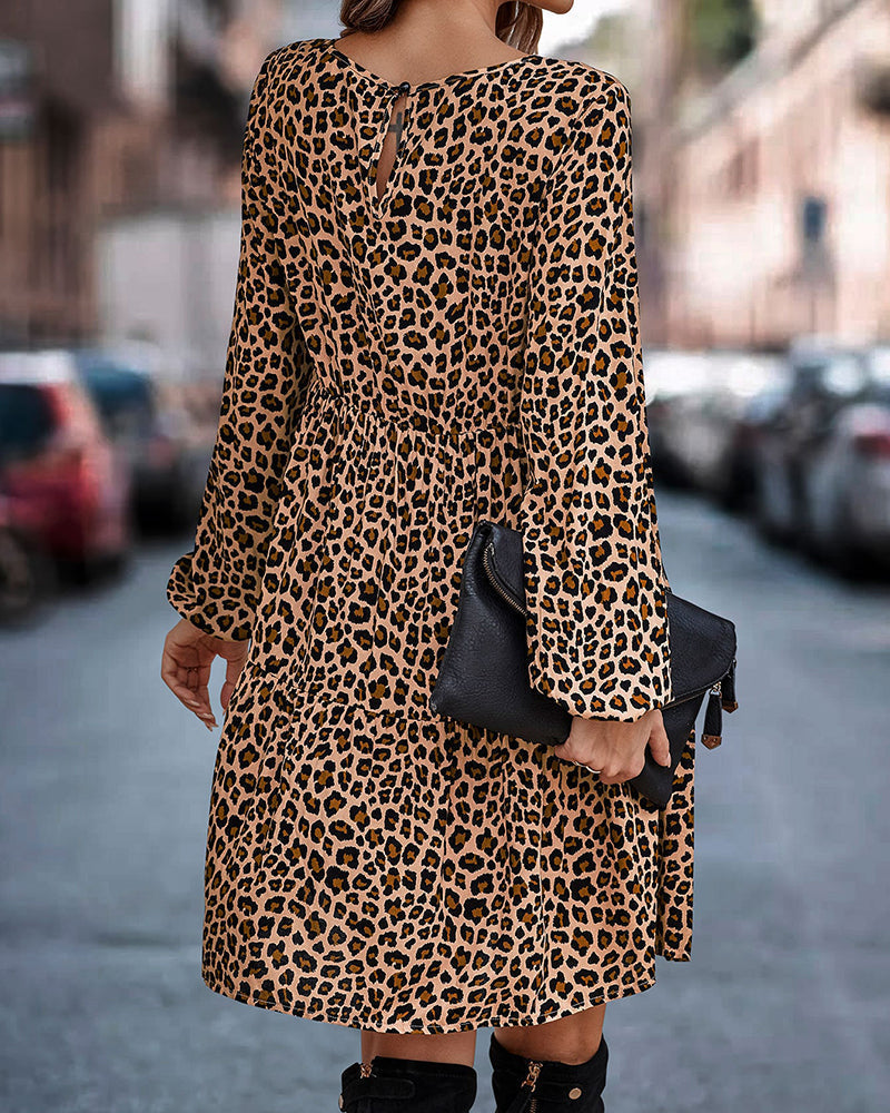 Flavia® | Long sleeve loose leopard print dress