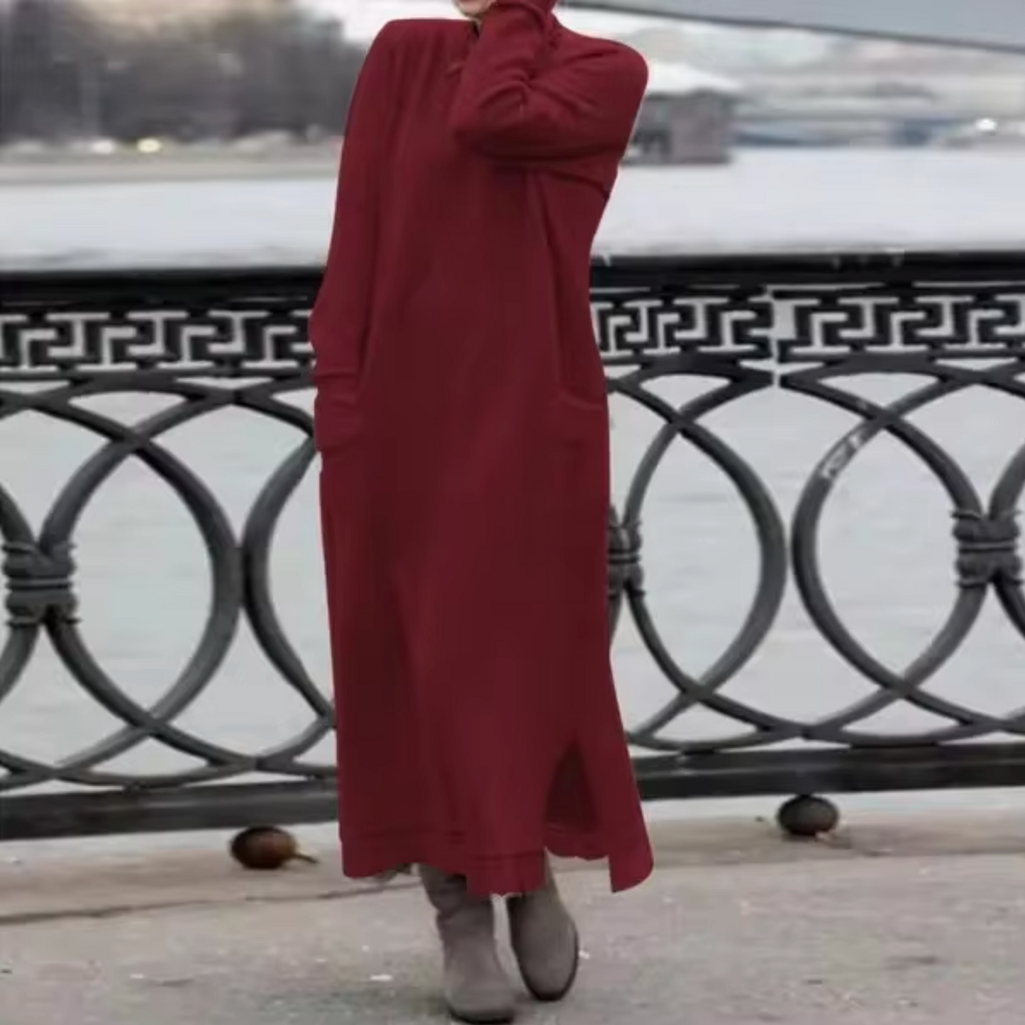 Maria Elena | Loose velvet sweatshirt dress