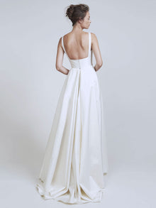 Elise® | Satin wedding dress with square neckline and sleeveless design