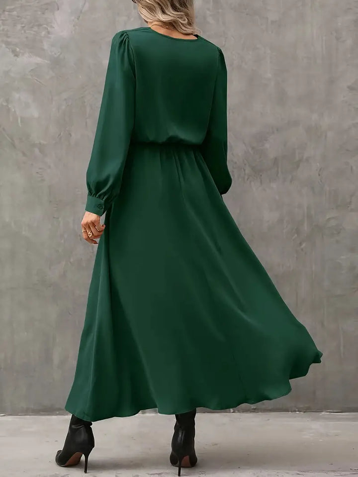 Soraya | Simple and stylish winter dress