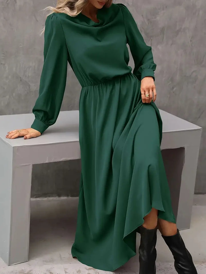 Soraya | Simple and stylish winter dress