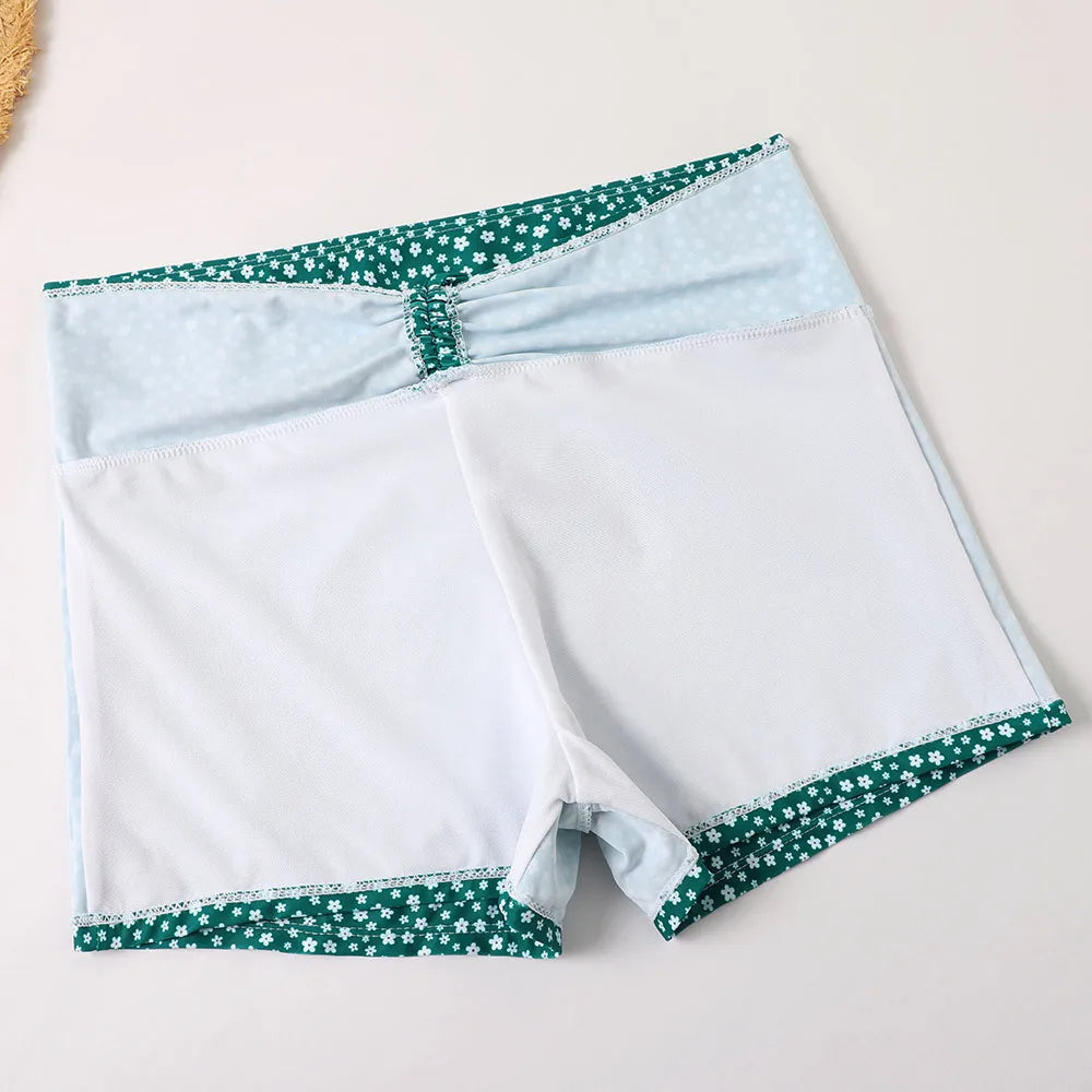Nicol® | Chic and relaxed   bikini