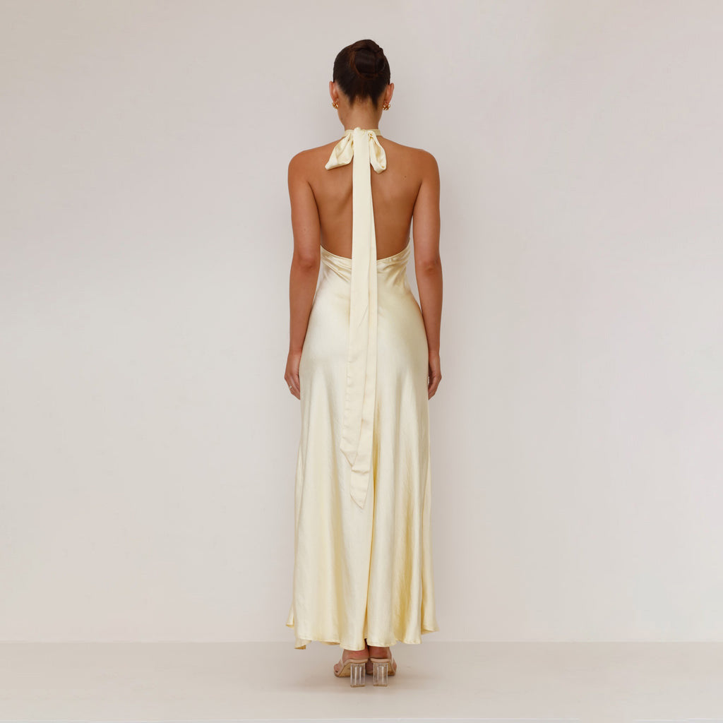 Karol® | Sofia Dress – Flowing elegance with halterneck detail