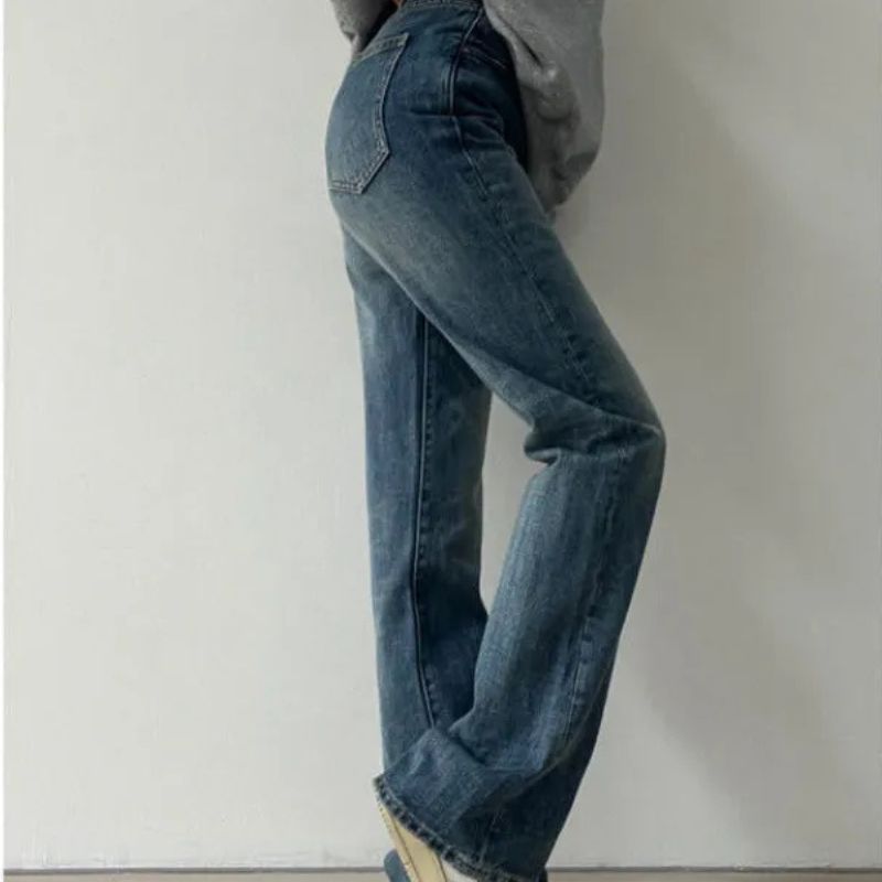Retro Flared Loose-Fit Jeans