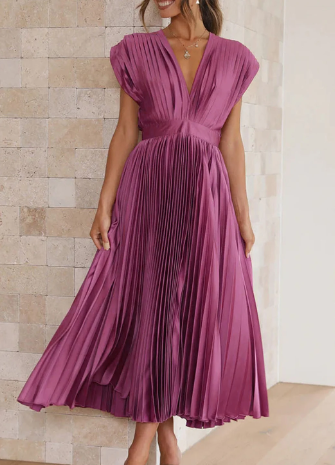 Ilaria® | Elegant Dress With Sleeves