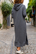Edith | Hooded dress with V-neck, pockets and slits and zip fastening
