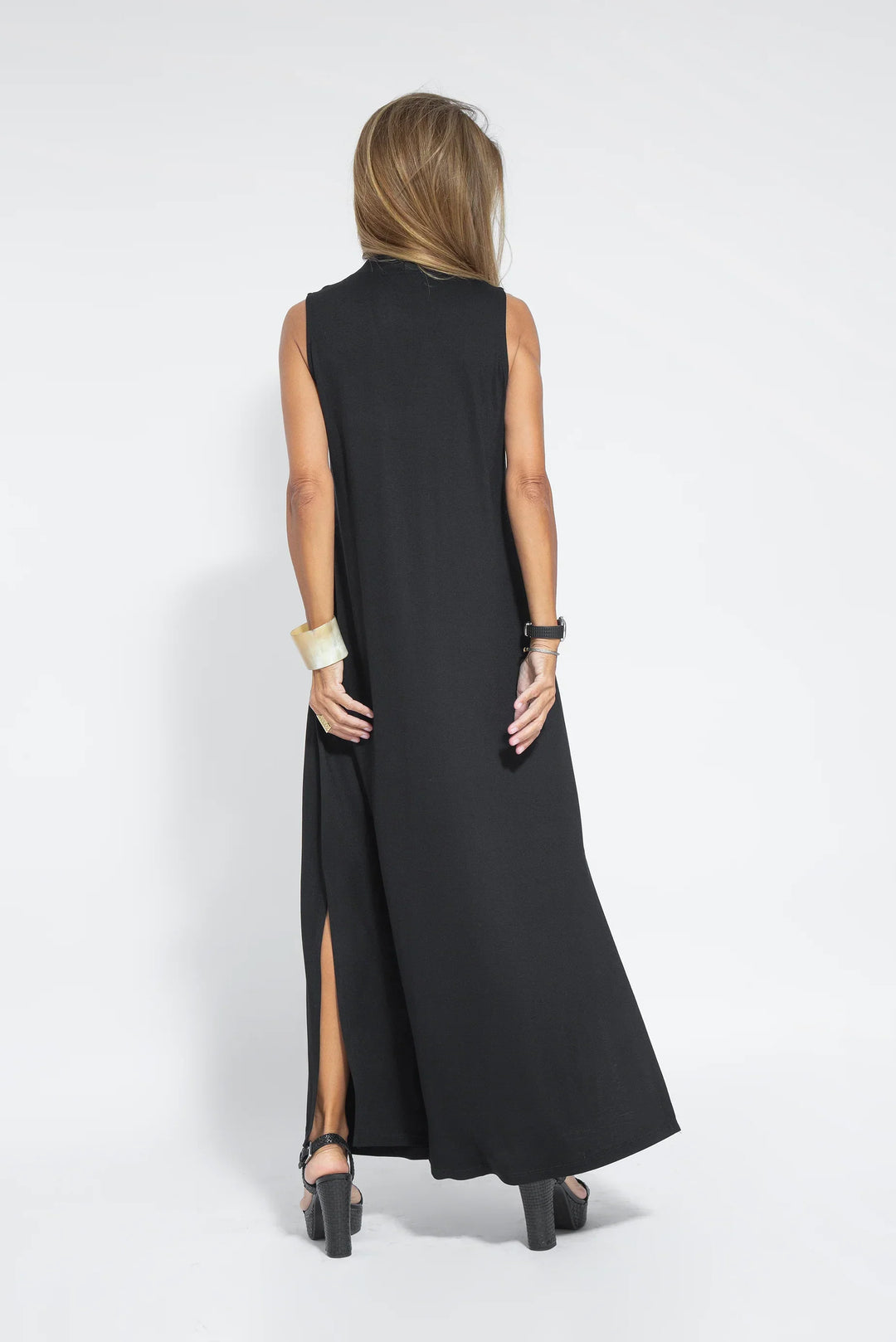 Nicole® | Long Dress With V-Neck