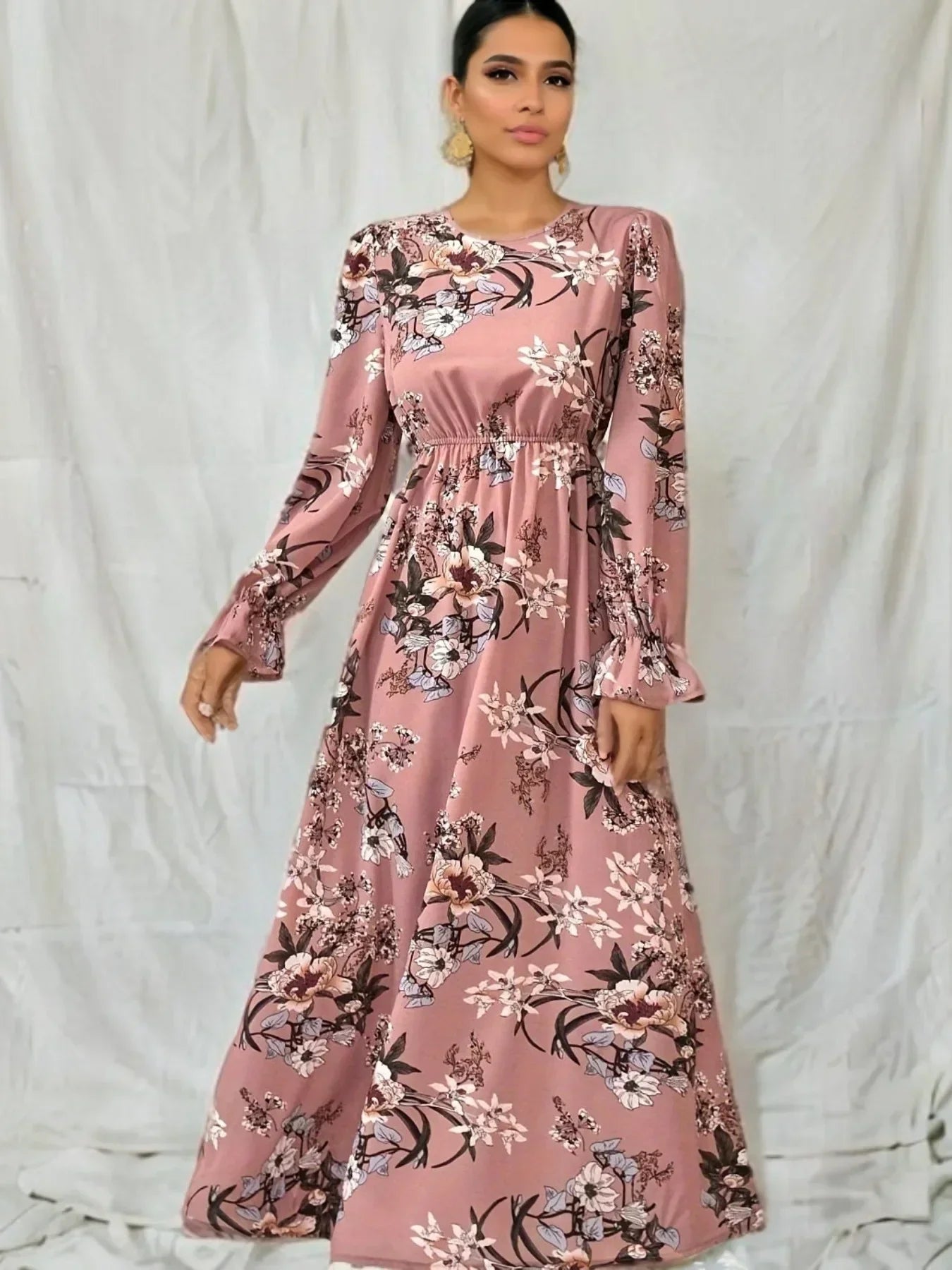 Larisa® | Classic and fashionable   dress