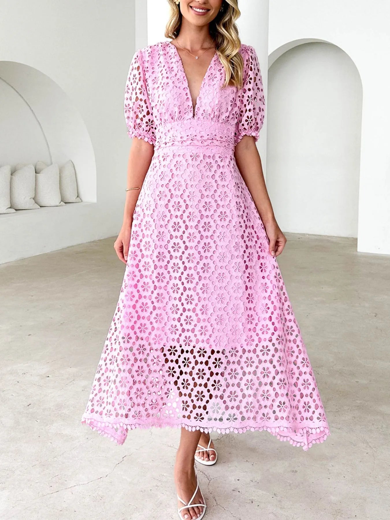 Serena® | Elegant V-Neck Lace Midi Dress With Puff Sleeves