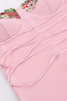 Leonor® | Midi dress with floral embroidery and laces